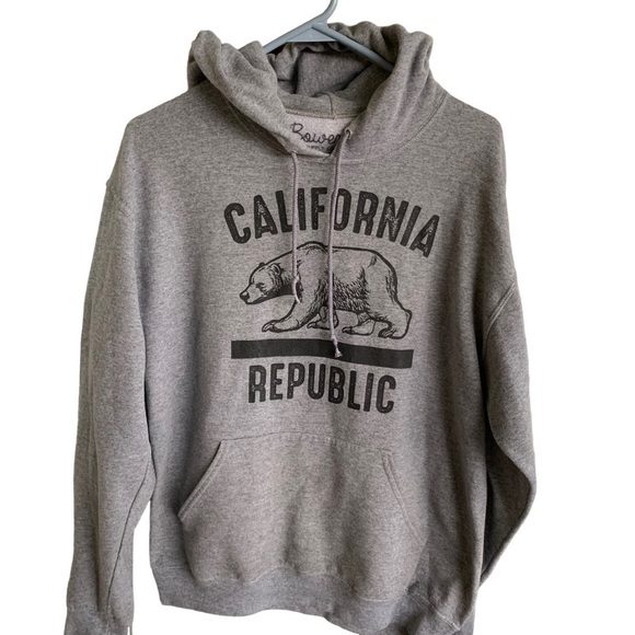 California Republic by Bowery Supply Company Size Small Adult Gray Bear Hoodie - Picture 1 of 5